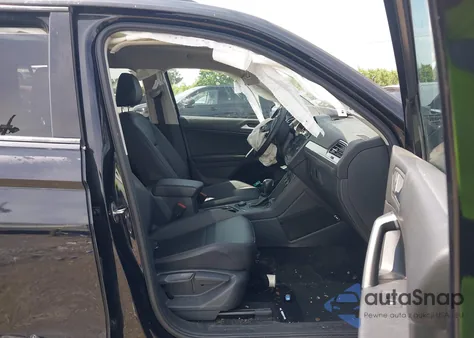 2020 Volkswagen Tiguan 2.0T Se/2.0T Se R-Line Black/2.0T Sel from USA, damaged, VIN 3VV2B7AX6LM135137